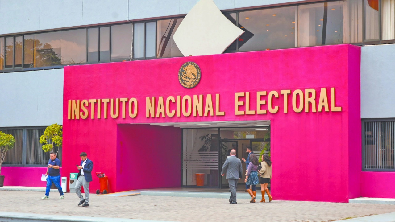 Creación de 4 nuevos partidos nacionales avanza en el INE