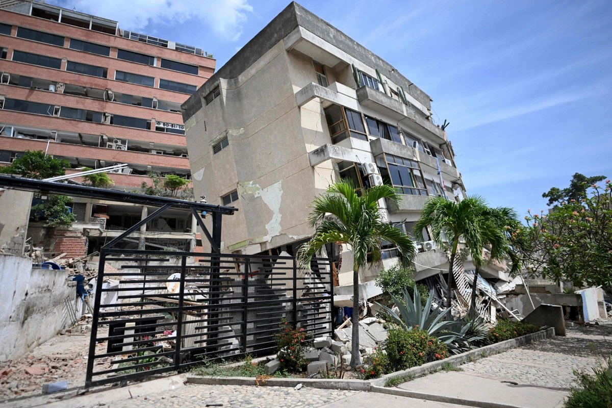 Gobierno de Venezuela reporta 32 muertos y al menos 700 heridos tras terremotos de magnitud 7.1 y 7.5