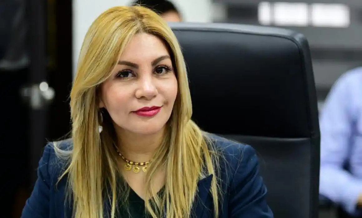 Tania Celina Vázquez Muñoz insta a consolidar la paridad de género en los municipios de Veracruz